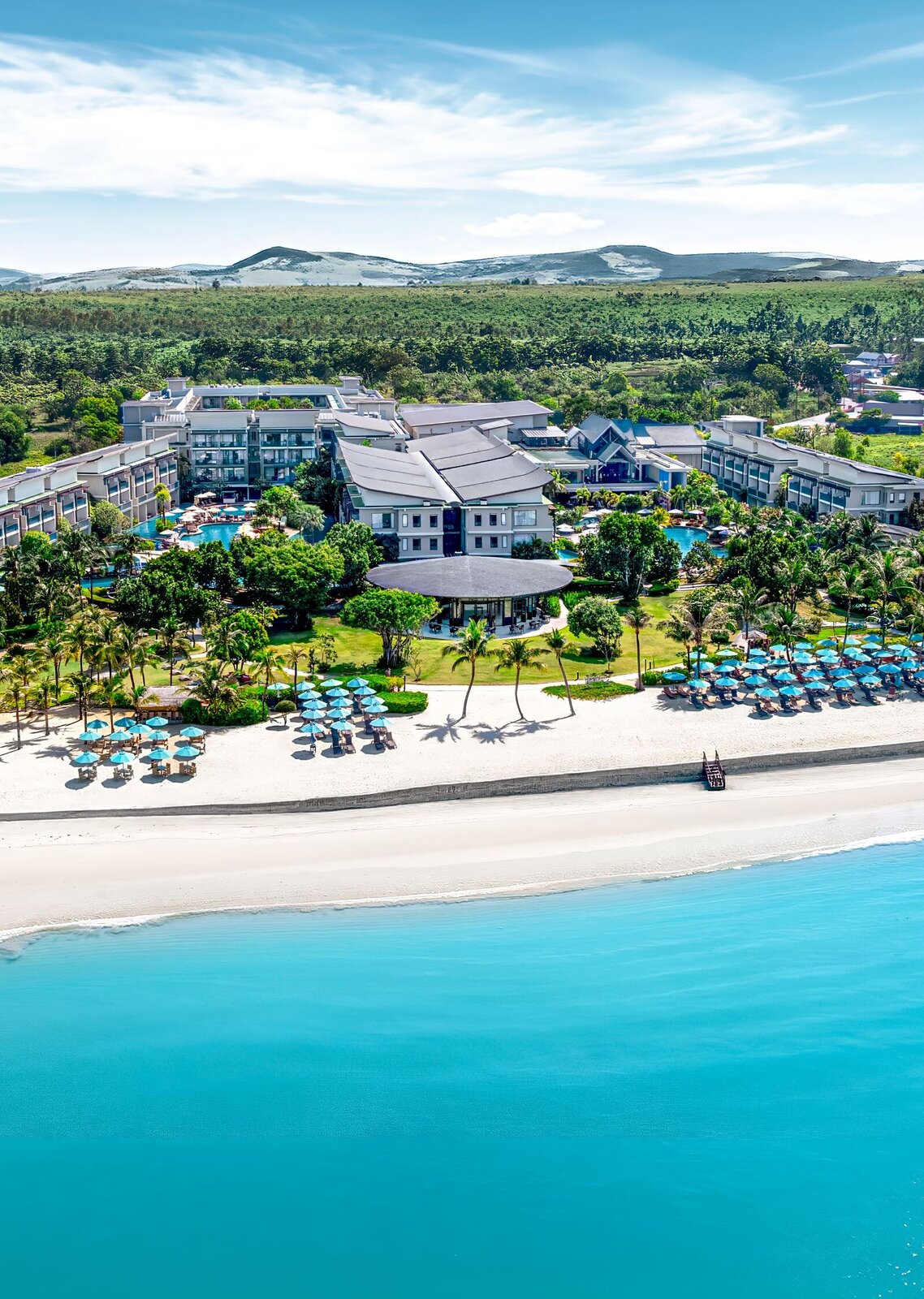 Le Meridien Khao Lak Resort & Spa